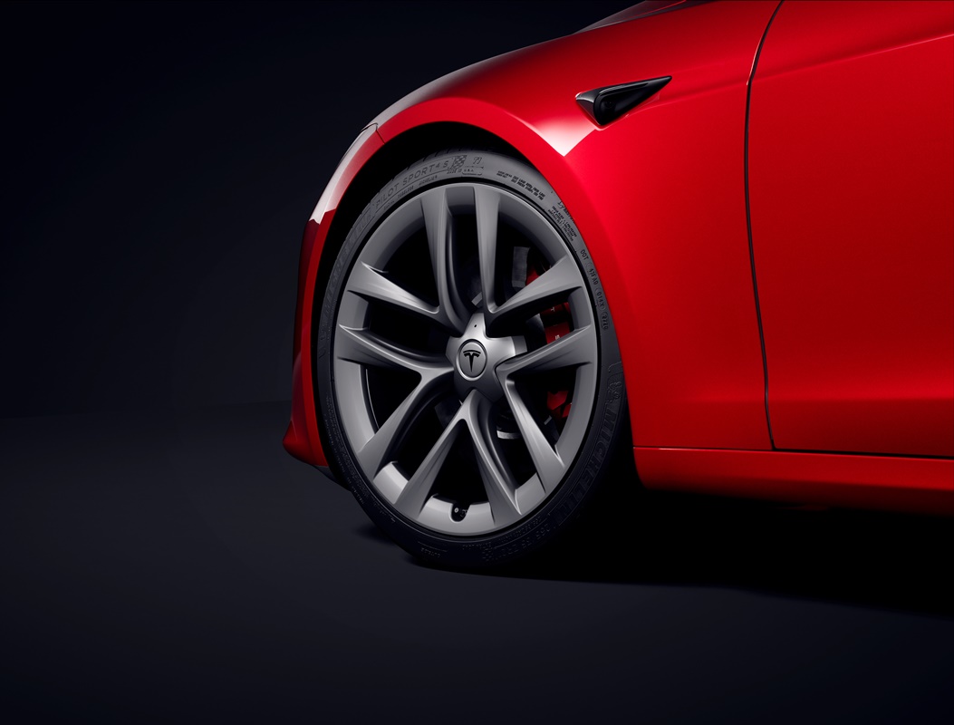 Tesla Model S Plaid (12)