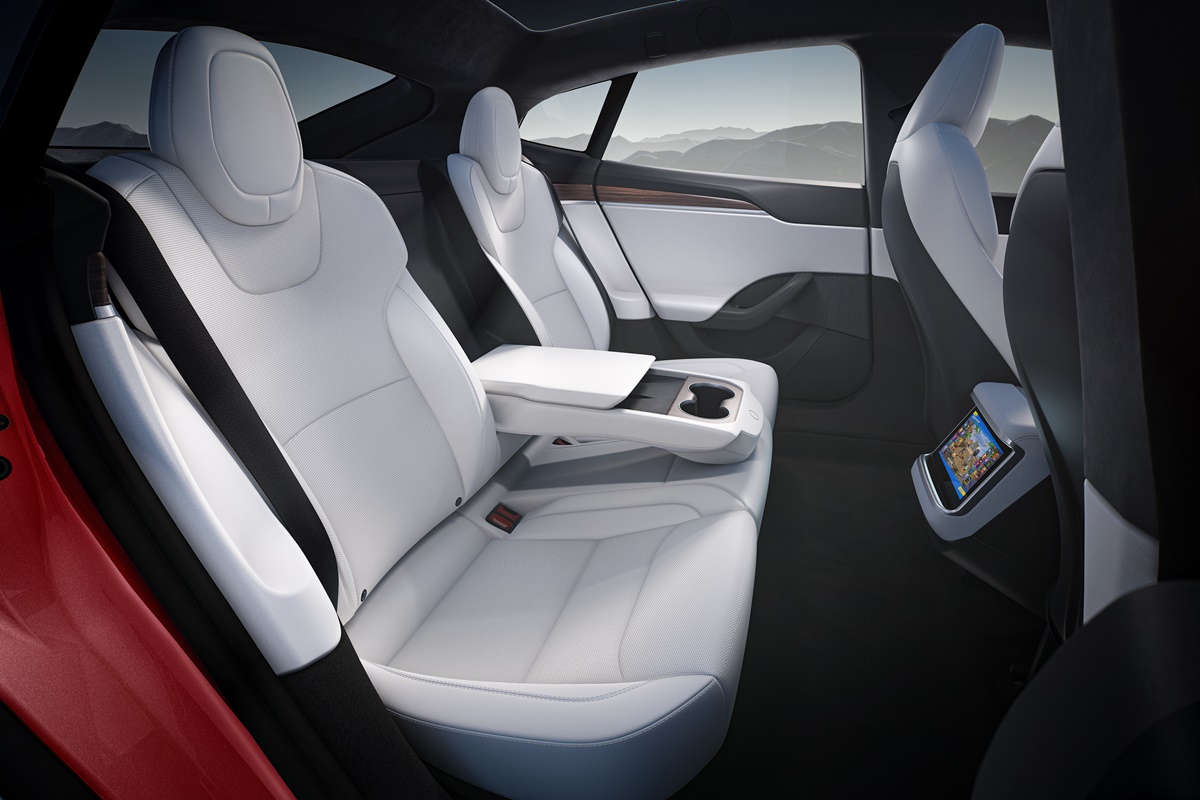 Tesla Model S Plaid (2)