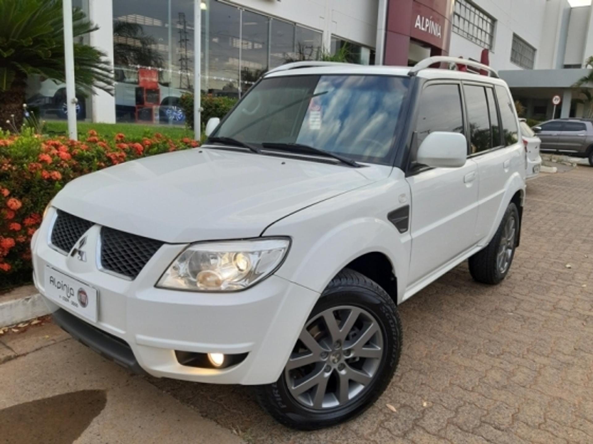 Mitsubishi Pajero Tr4 2.0 4x2 16v 140cv Flex 4p Automatico Wmimagem14202934083