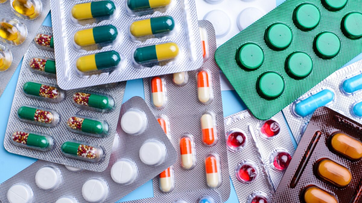 Medicamentos podem sofrer alterações pelo calor da cabine do veículo