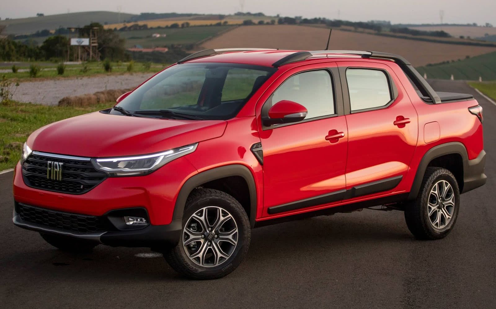Nova Fiat Strada cabine dupla representa a maior parte das vendas da picape