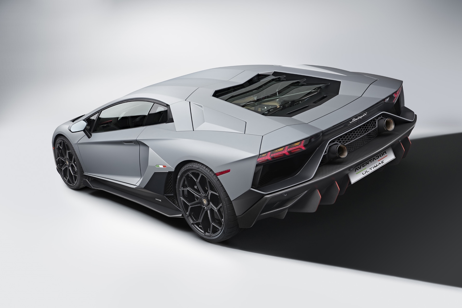 Lamborghini Aventador Ultimae 9