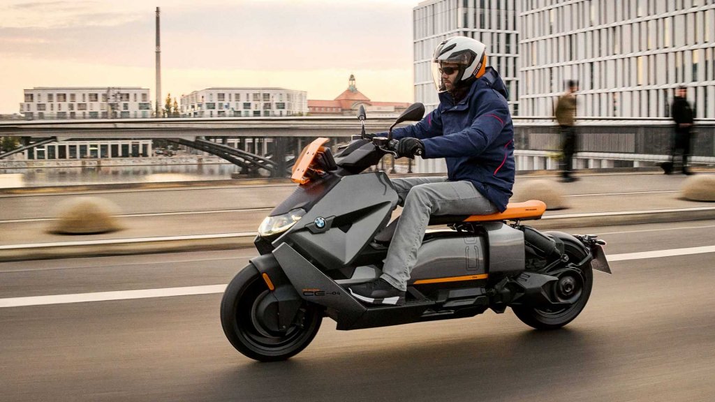 Bmw Ce 04 2021 (3)