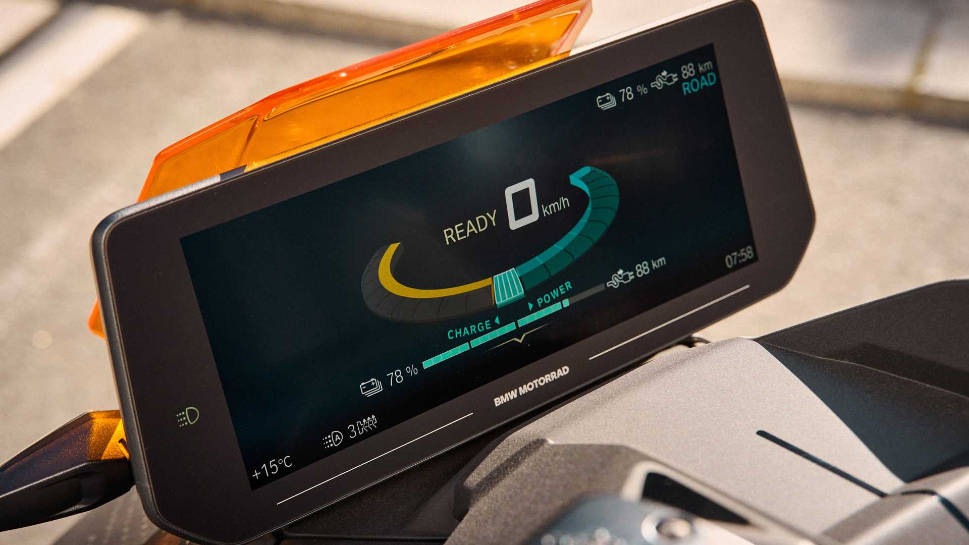 Bmw Ce 04 2021 (1)