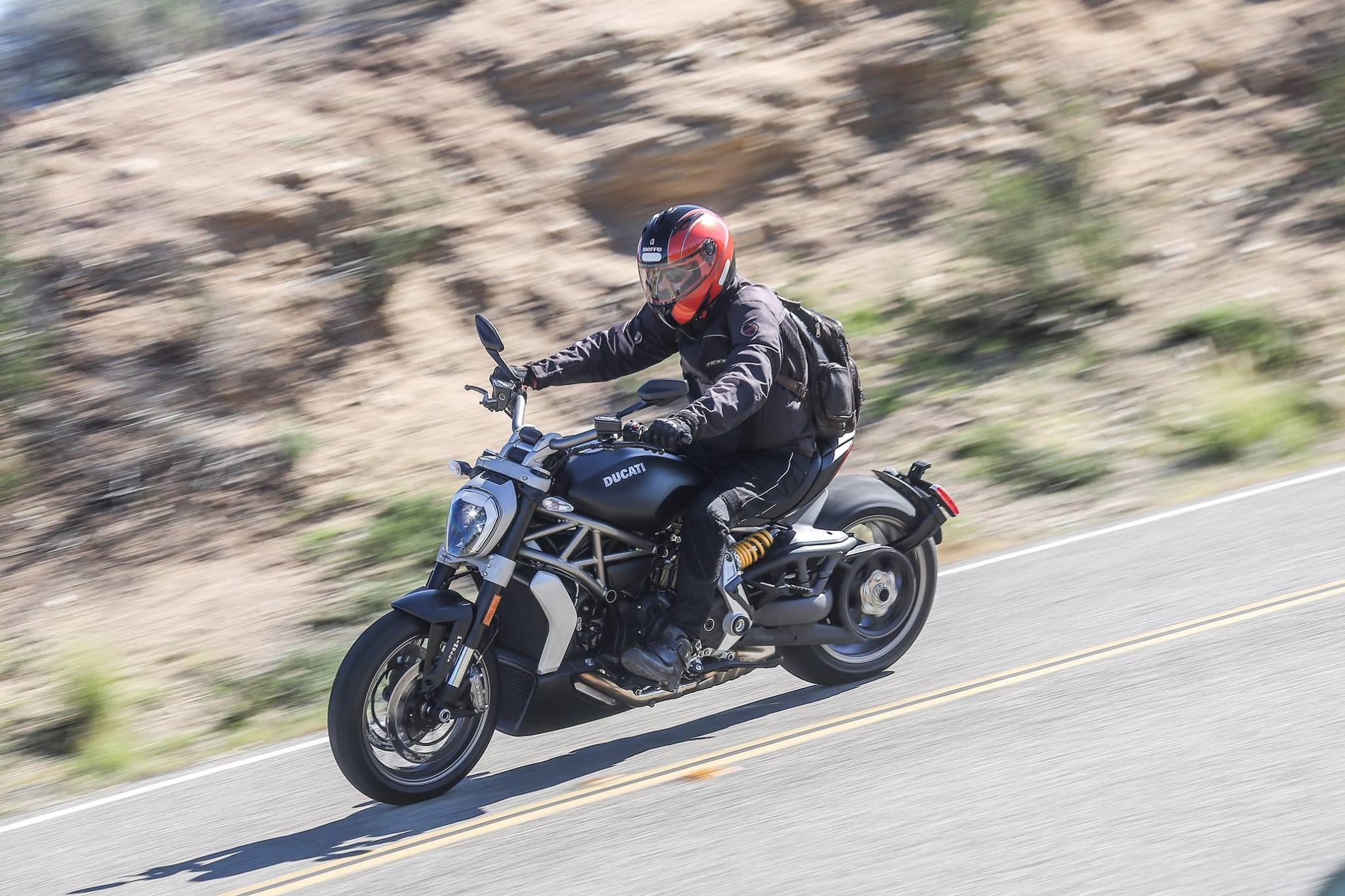 Vento No Rosto Ducati Xdiavel
