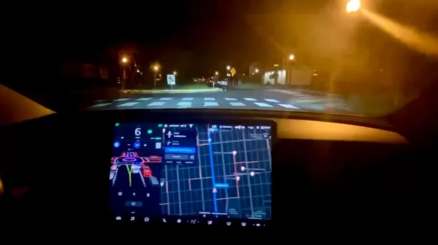 Full Self Driving (fsd) Tesla