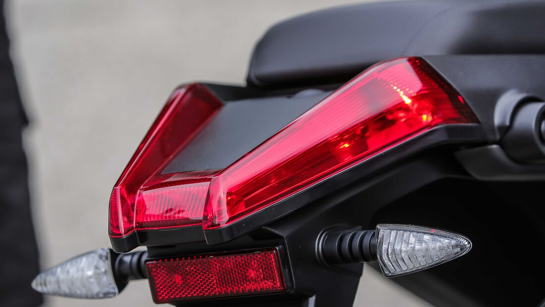 Aprilia Tuareg 12