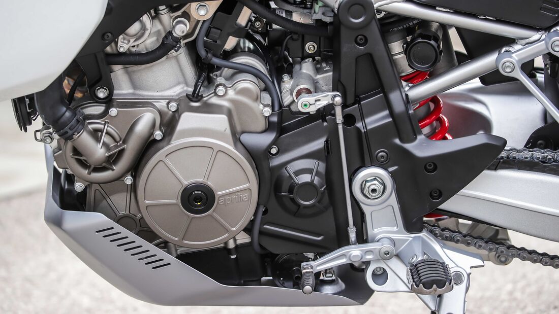Aprilia Tuareg 11