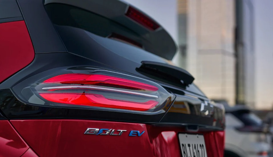 Bolt Ev 4
