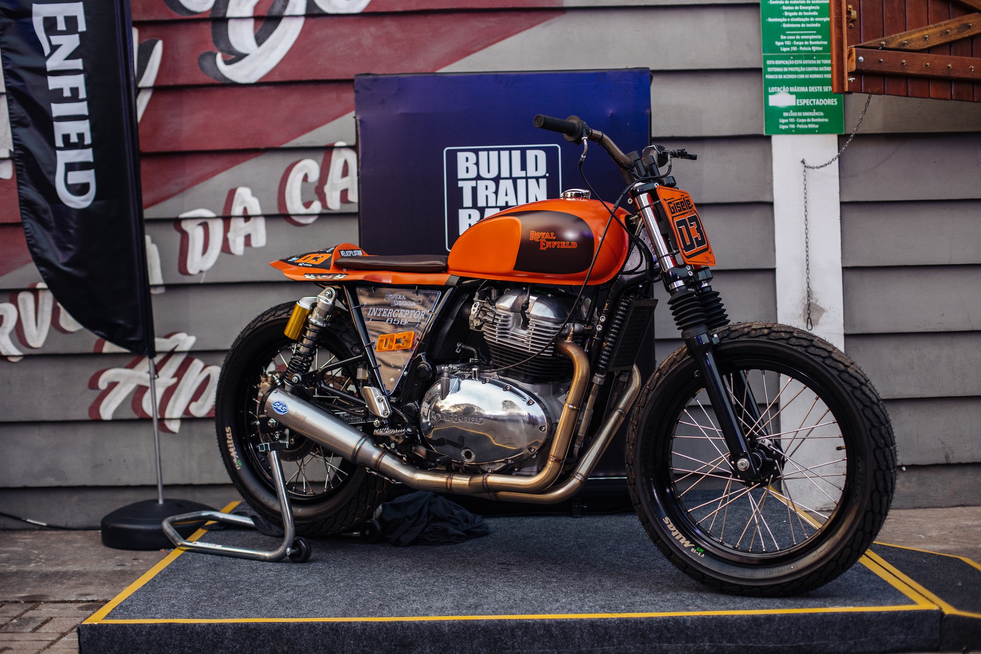 Moto Da Gisele Favaro