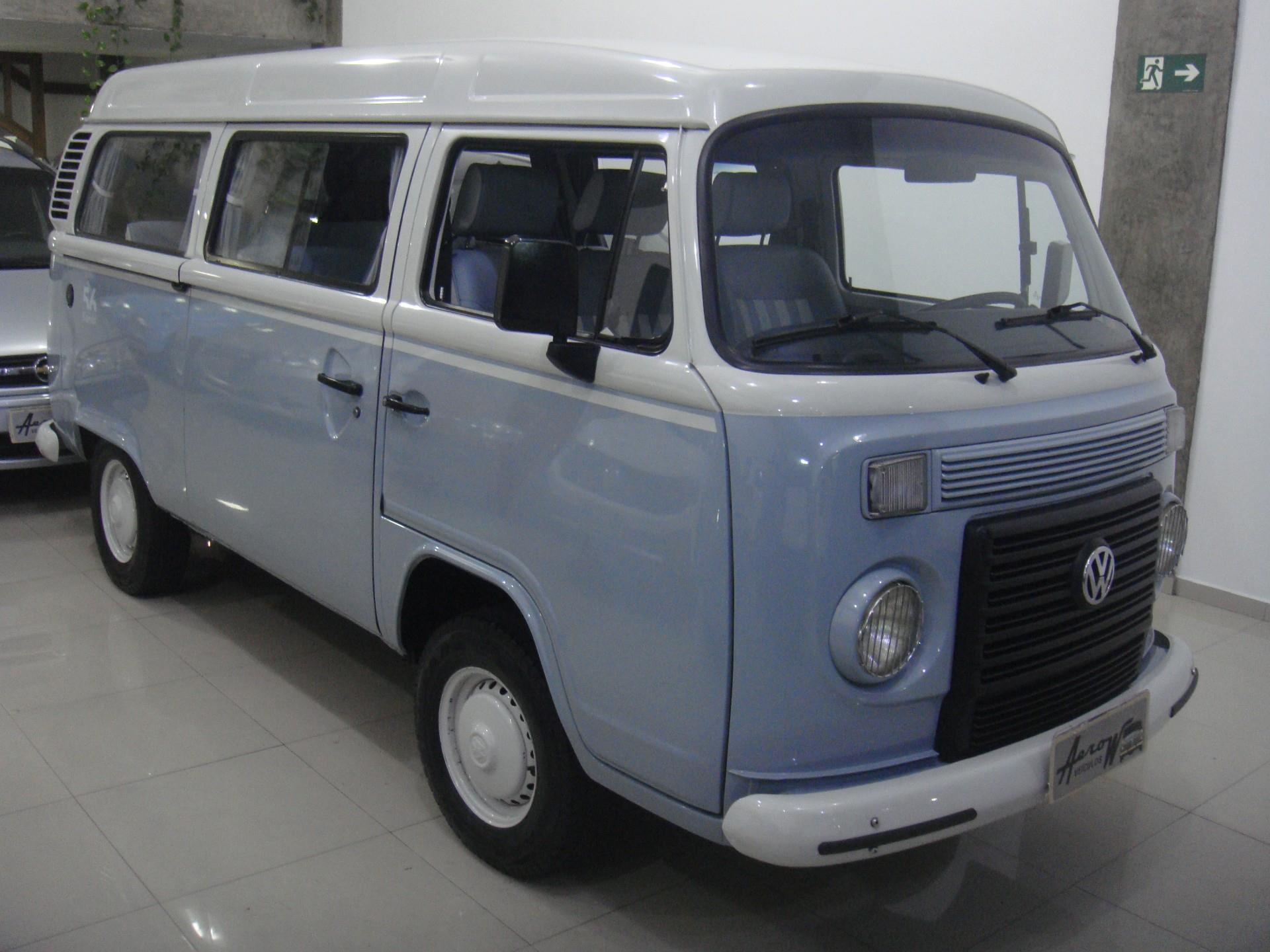 Volkswagen Kombi 1.4 Last Edition 8v Flex 4p Manual Wmimagem23005143579