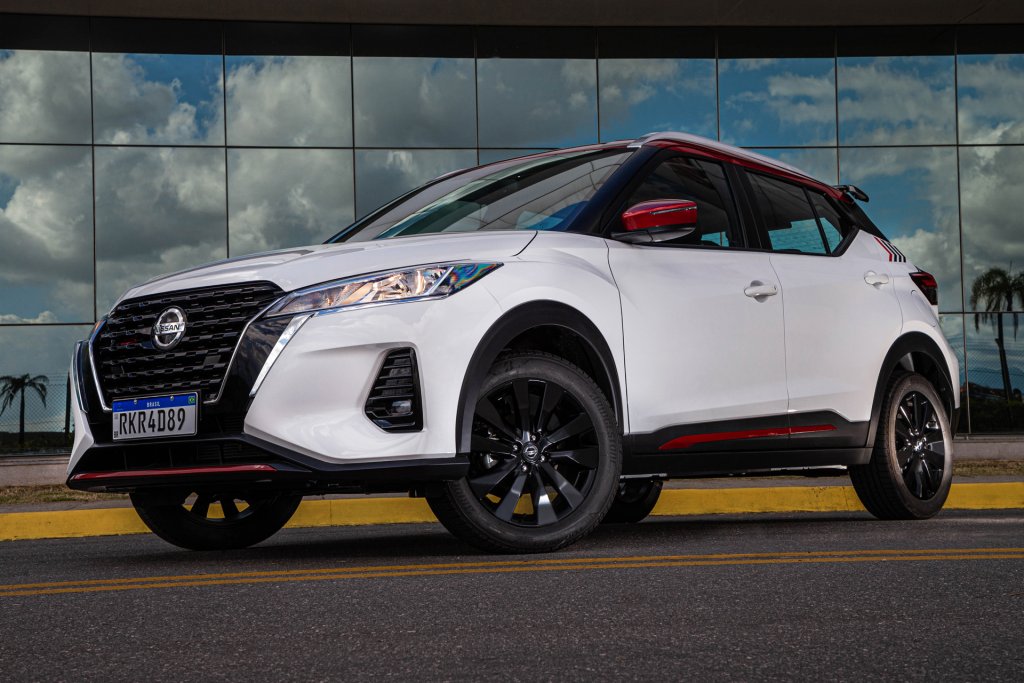 Nissan Kicks XPlay