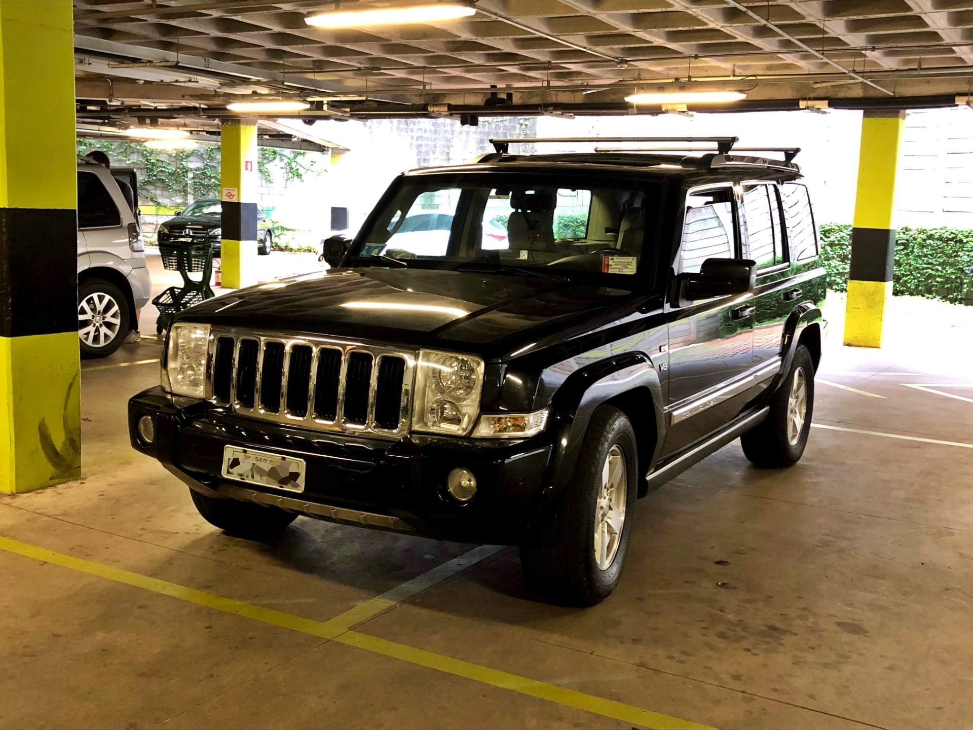 Jeep Commander 5.7 Limited Hemi 4x4 V8 16v Gasolina 4p Automatico Wmimagem21184912058