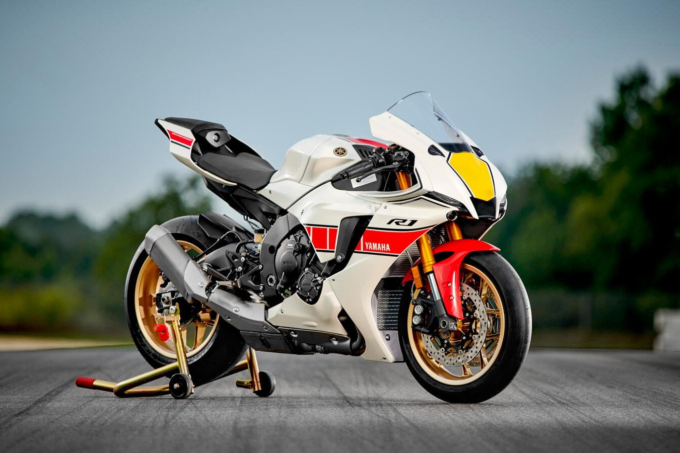 Yamaha R1 60th Anniversary
