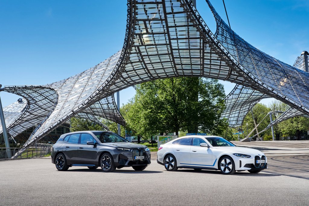 BMW i4 e iX