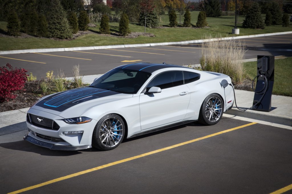 Ford Mustang Lithium Electric Sema 2019 3