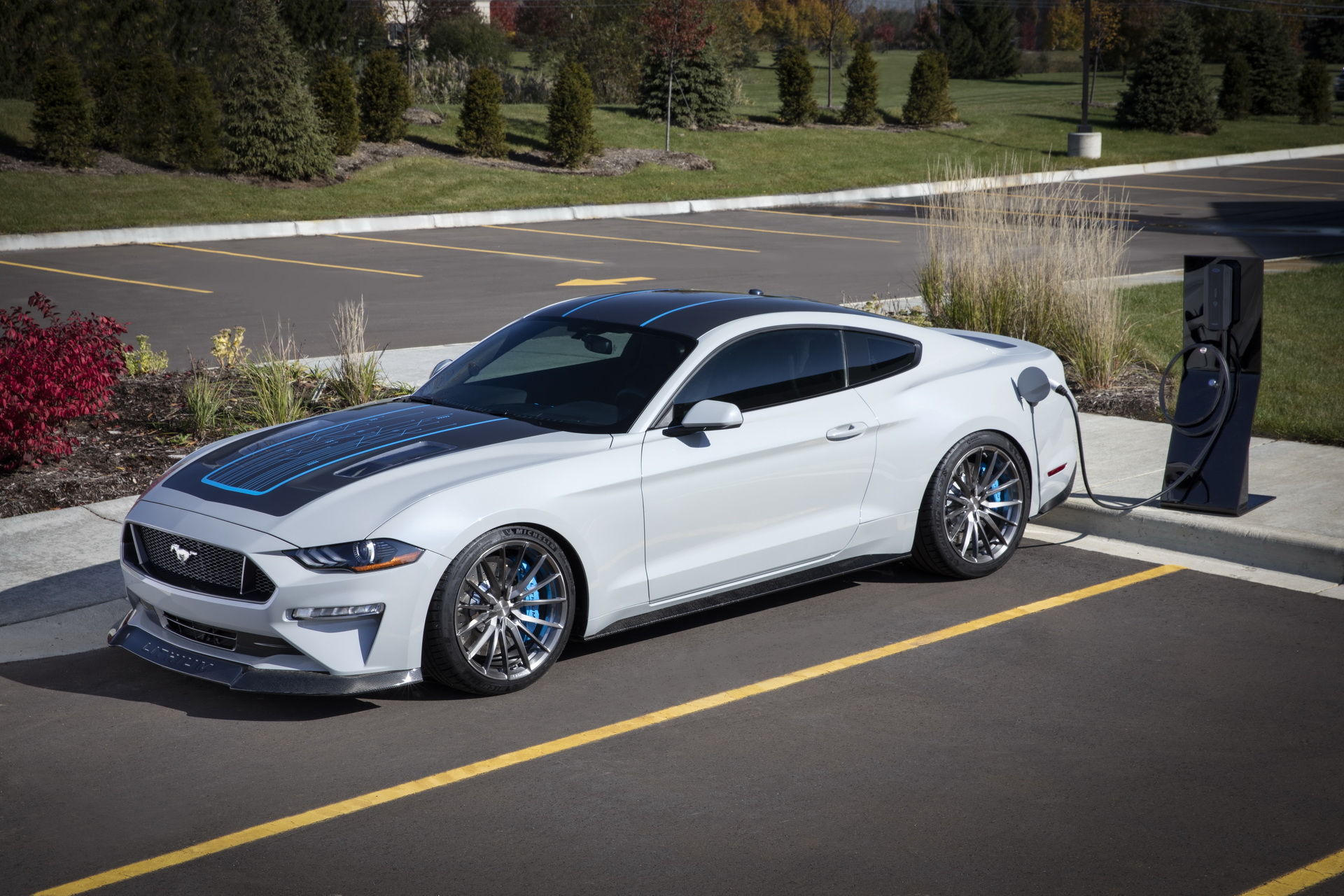 Ford Mustang Lithium Electric Sema 2019 3