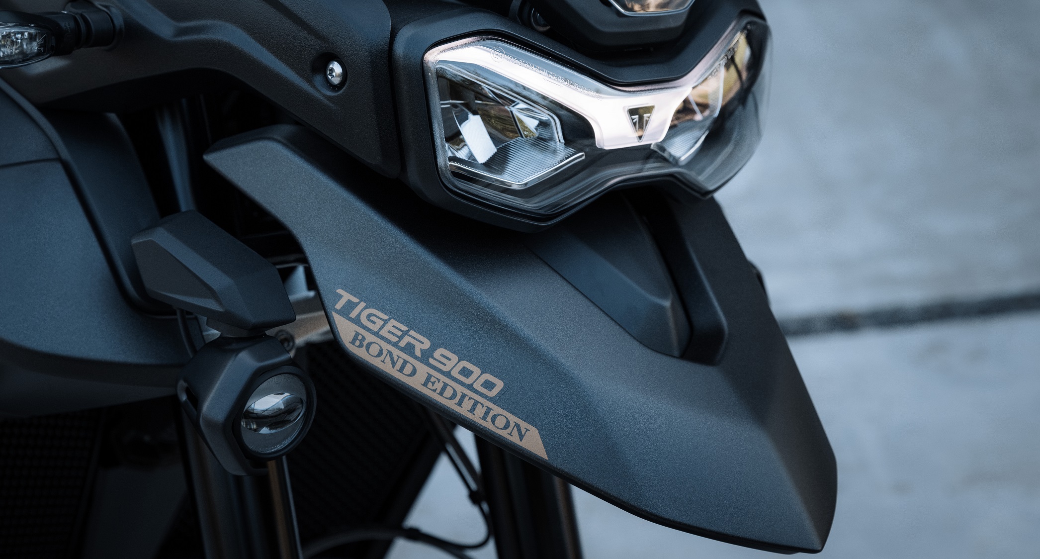 Triumph Tiger 900 Bond Edition 1 Copia (2)