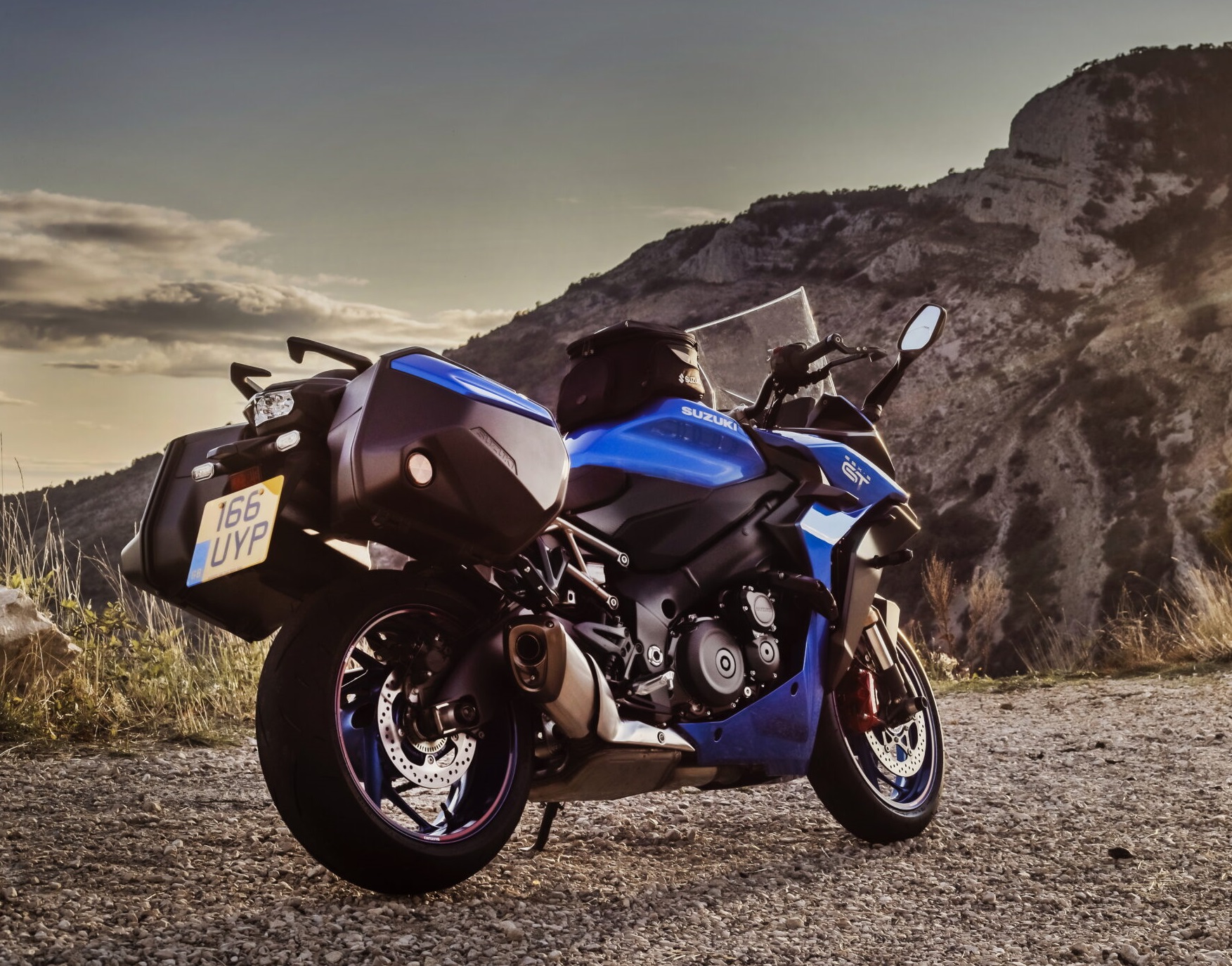 Suzuki Gsx S 1.000 Gt (3)