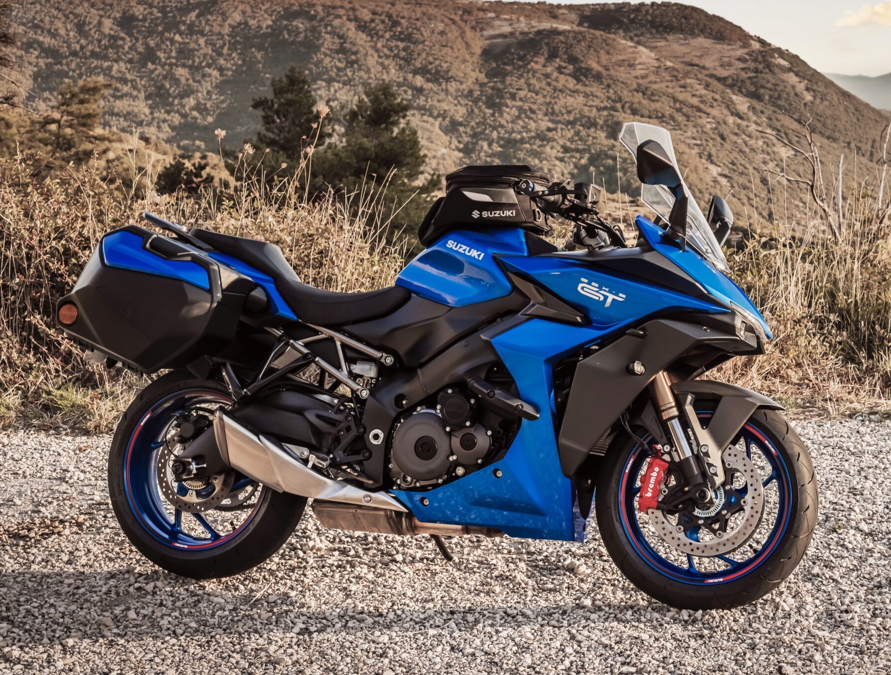 Suzuki Gsx S 1.000 Gt (2)
