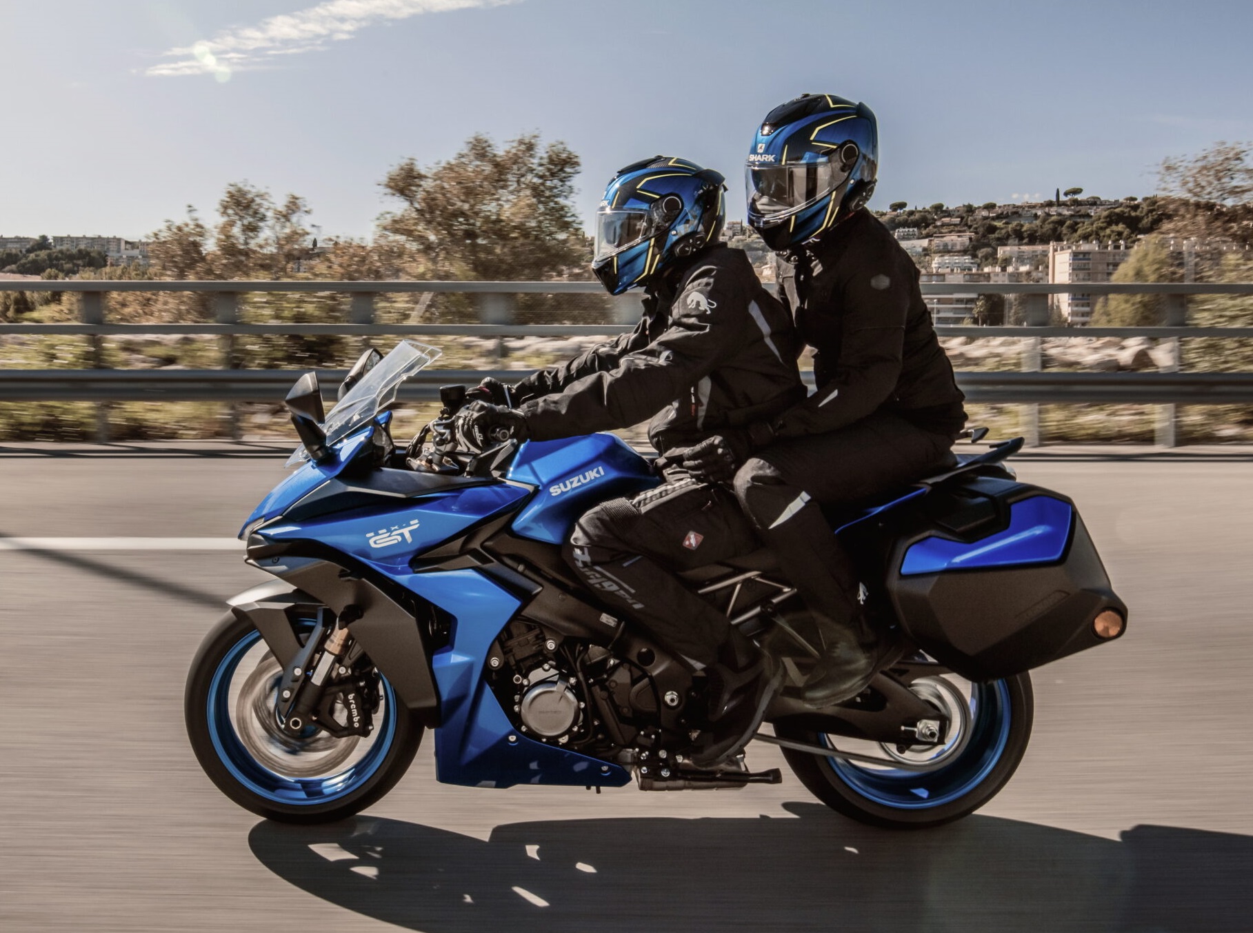 Suzuki Gsx S 1.000 Gt (1)
