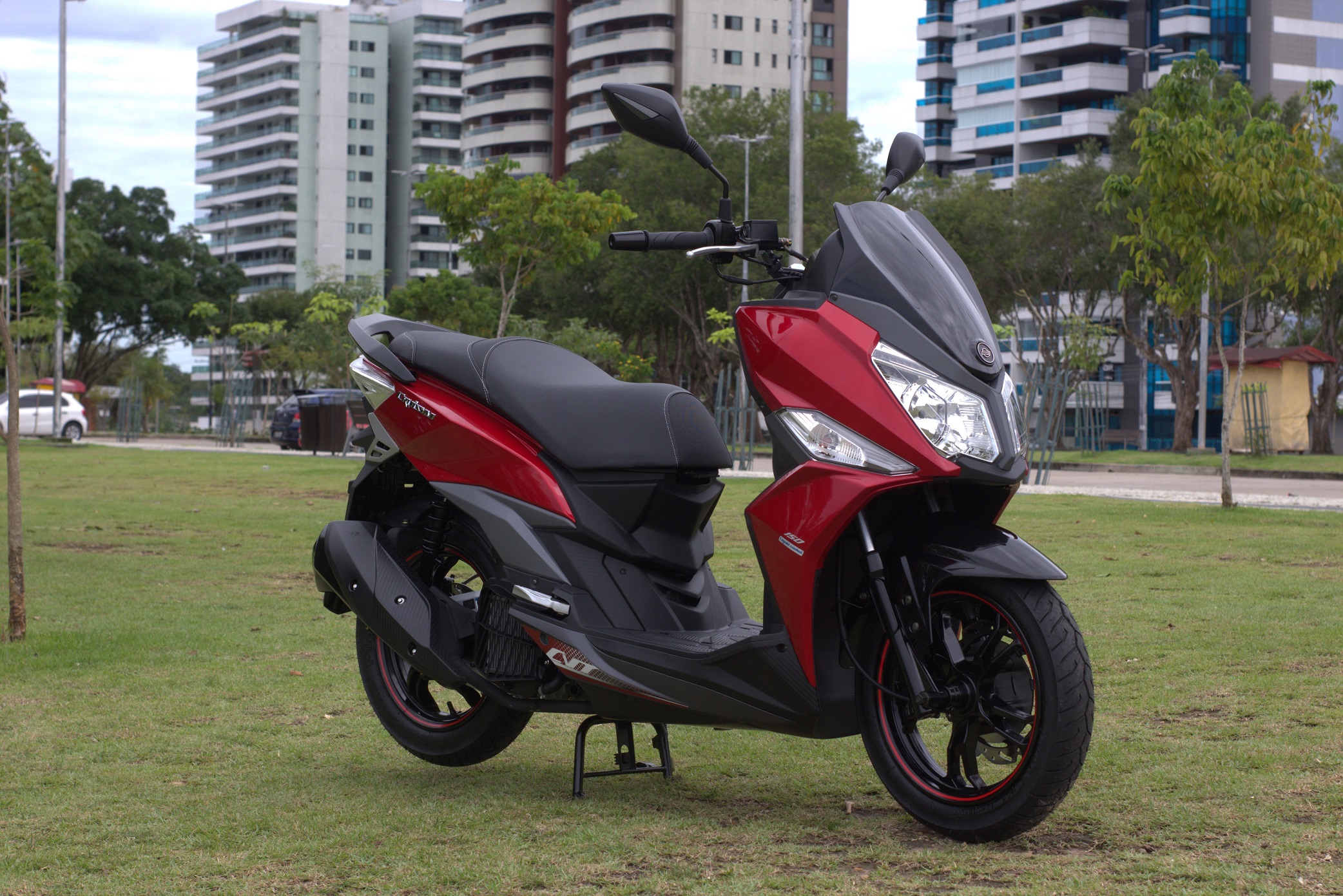2. Dafra Cruisym 150