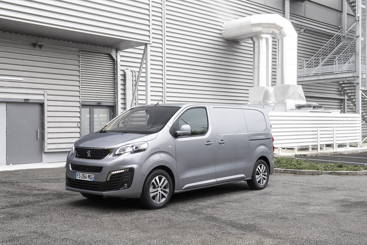 Furgão elétrico Peugeot E-expert