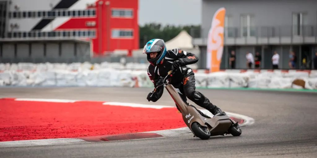 Scooter elétrico
