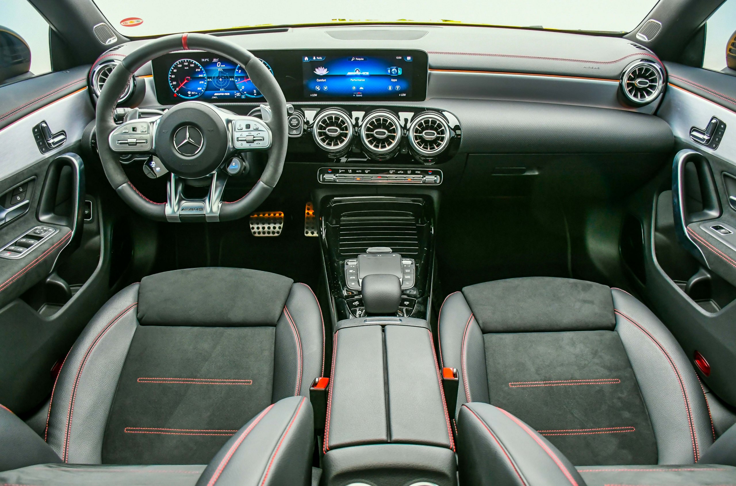 Mercedes Benz Cla 45s Amg 2689