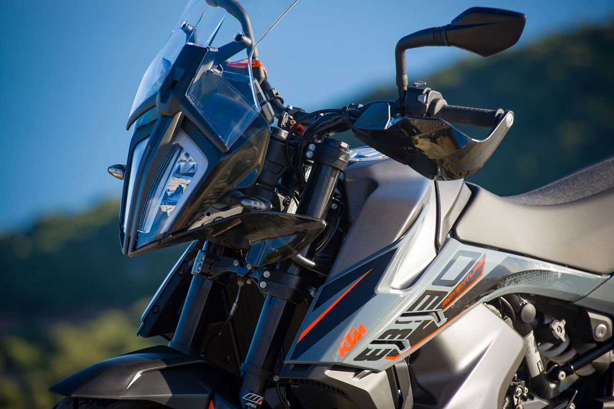 Ktm 890 2021 (5)