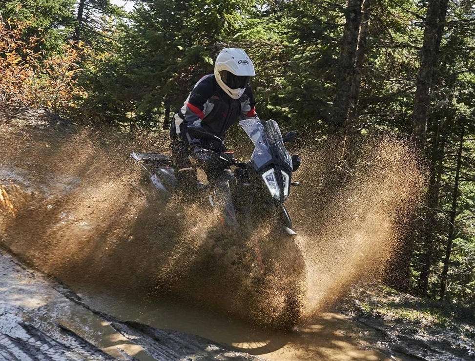 Ktm 890 2021 (9)
