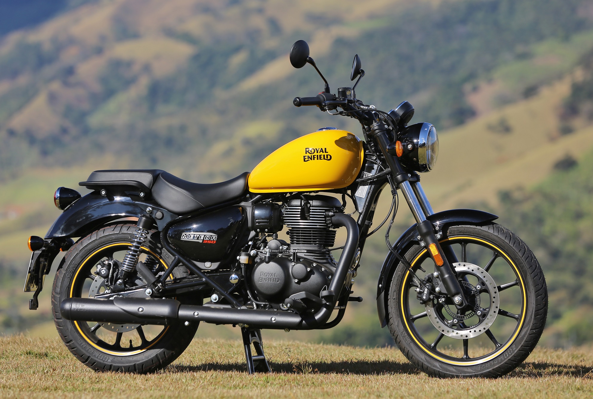 7. Royal Enfield Meteor 350