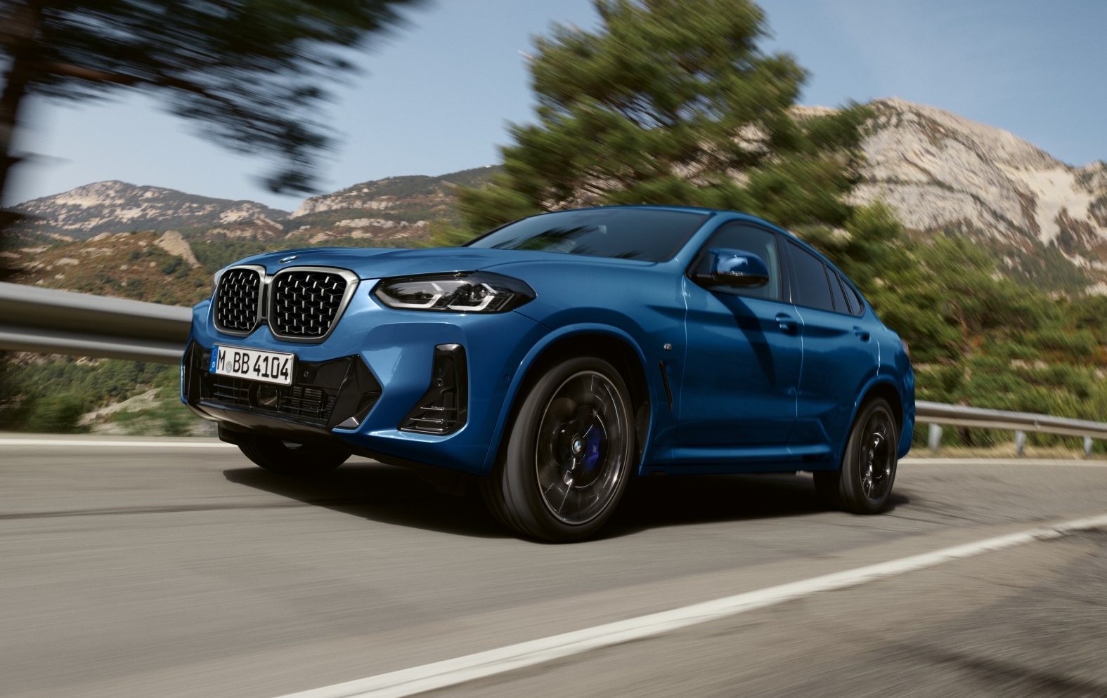 Novo BMW X4 xDrive 30i M Sport é equipado com motor 2.0 turbo de 252 cv