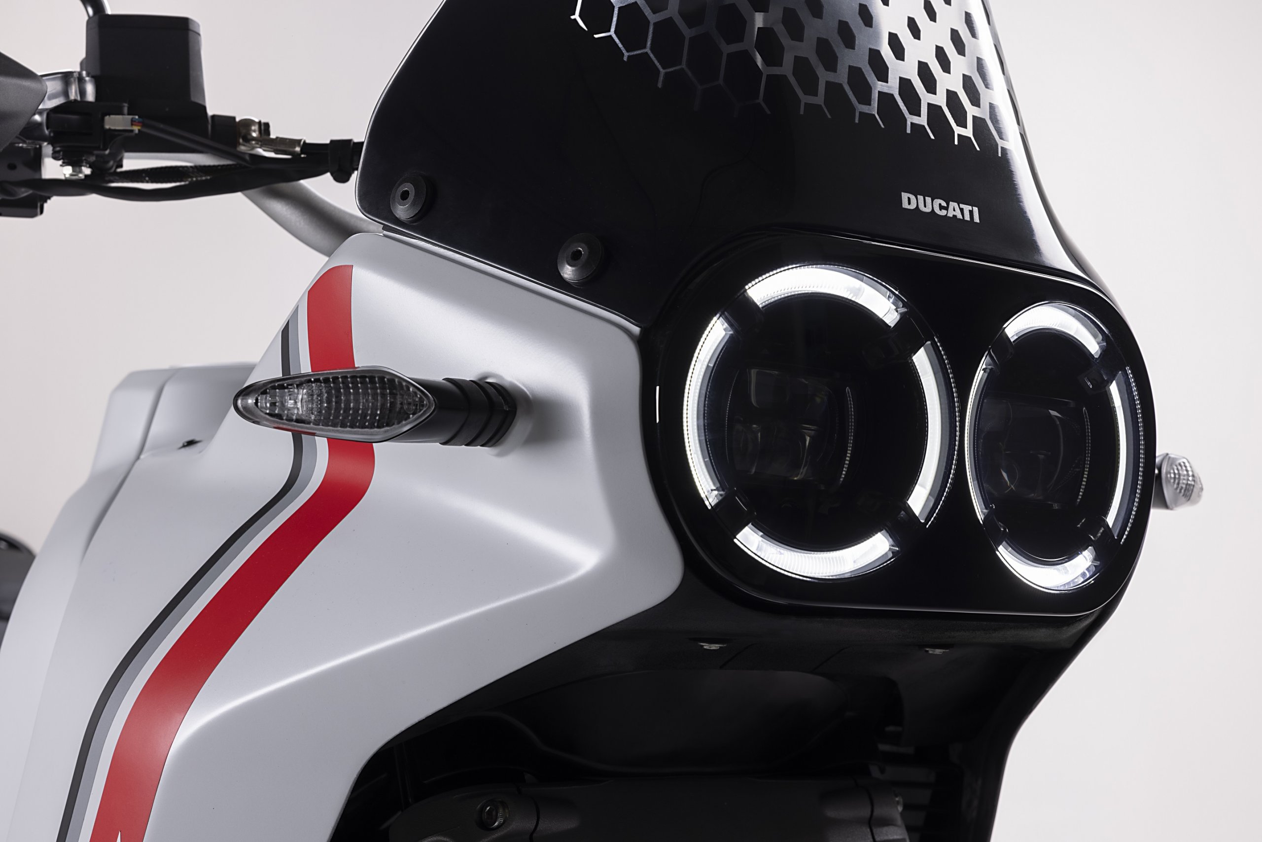 Ducati Desertx (20)