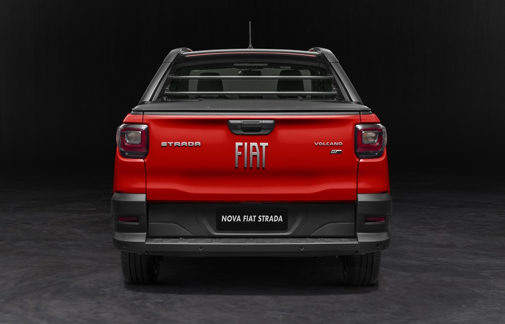 Fiat Strada Volcano Cvt 2022 (8)