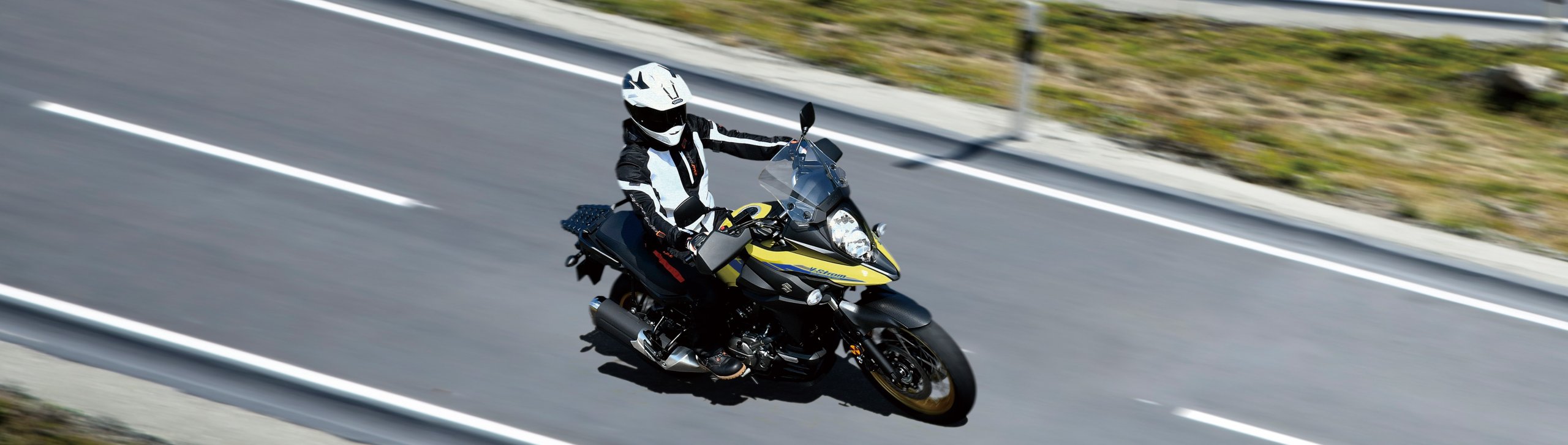 Dl650xam1 Action02