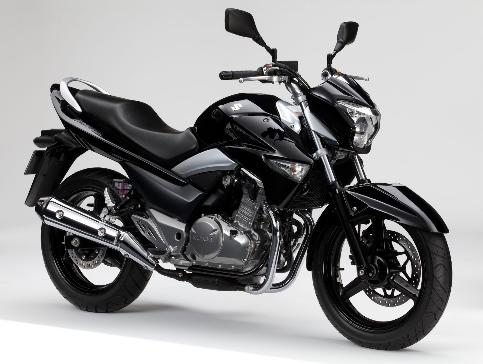 4. Suzuki Inazuma 250