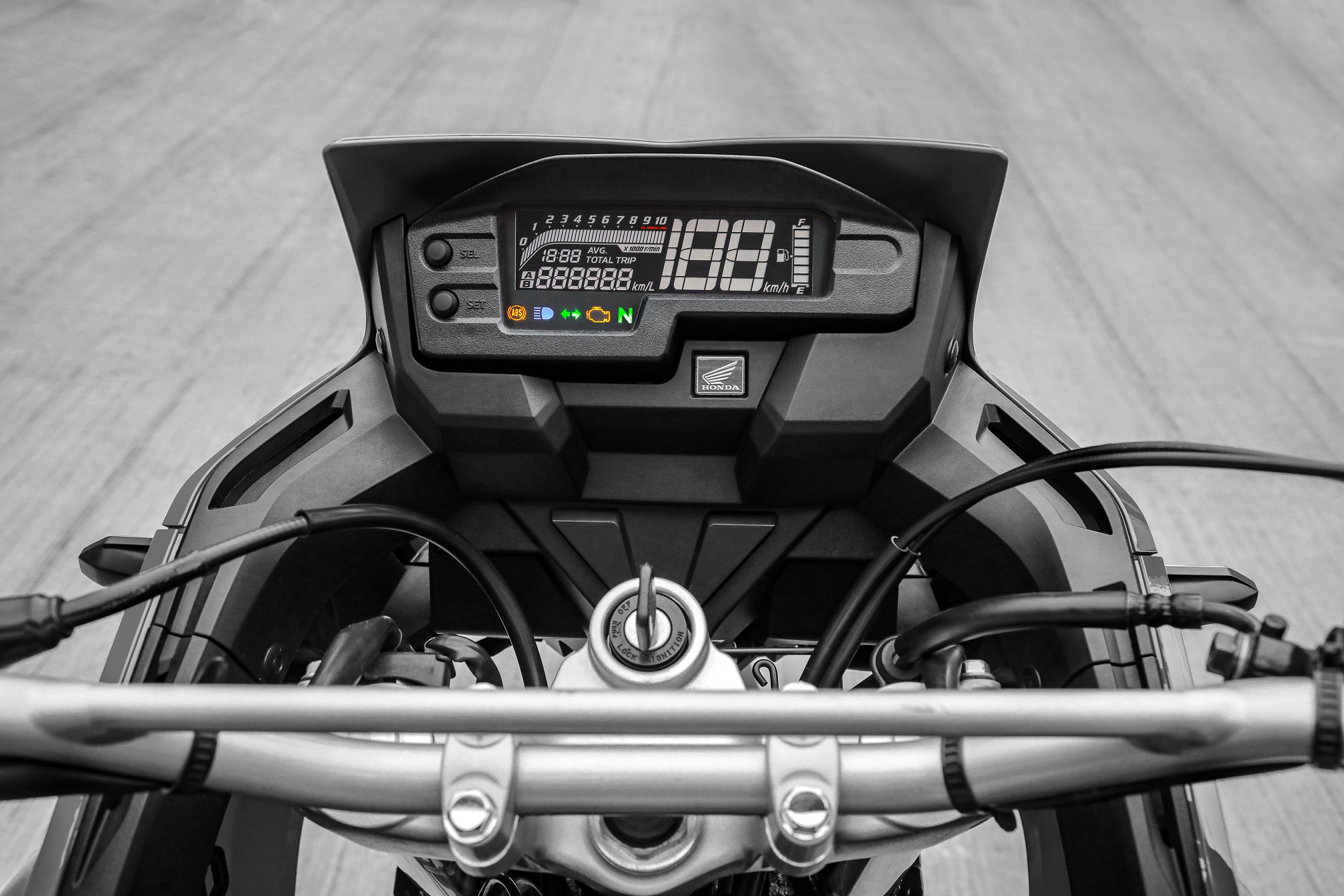 Honda Xre 300 4