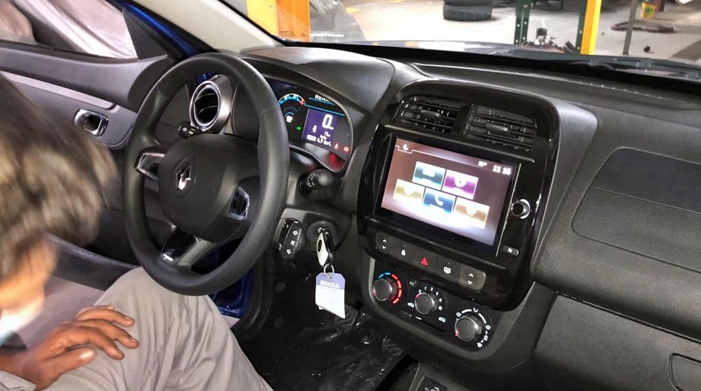 Kwid Outsider 2023 Interior