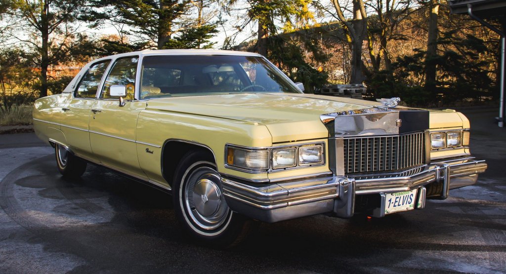 1975 Cadillac Fleetwood Brougham Elvis 1