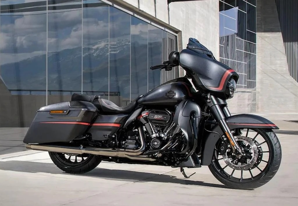 Harley Davidson Street Glide Cvo