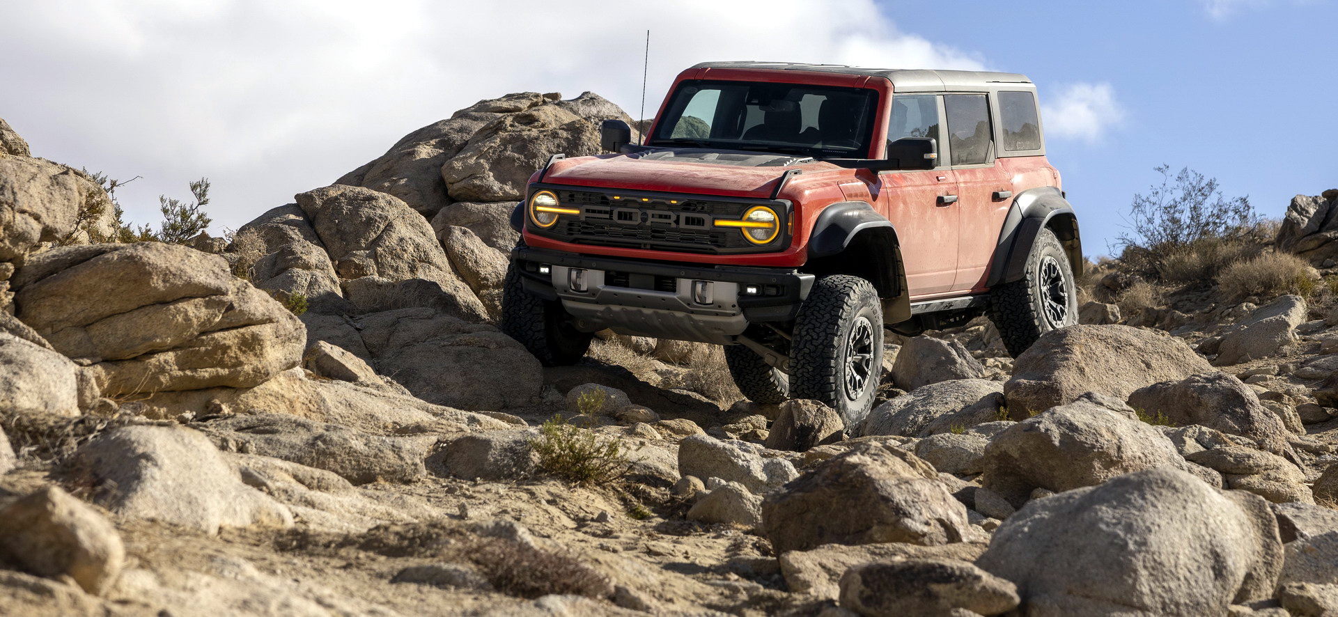 2022 Ford Bronco Raptor 07 Copy