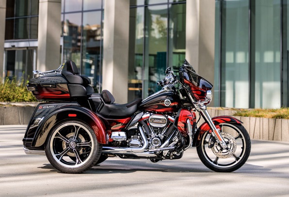 Tri Glide 1