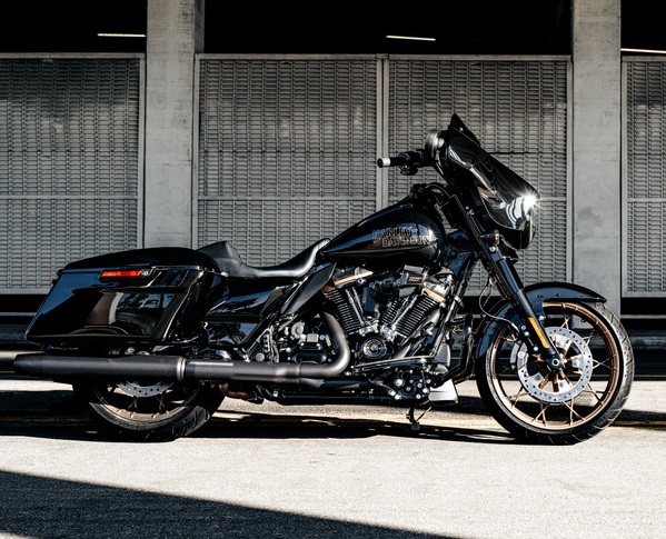 Street Glide St 2