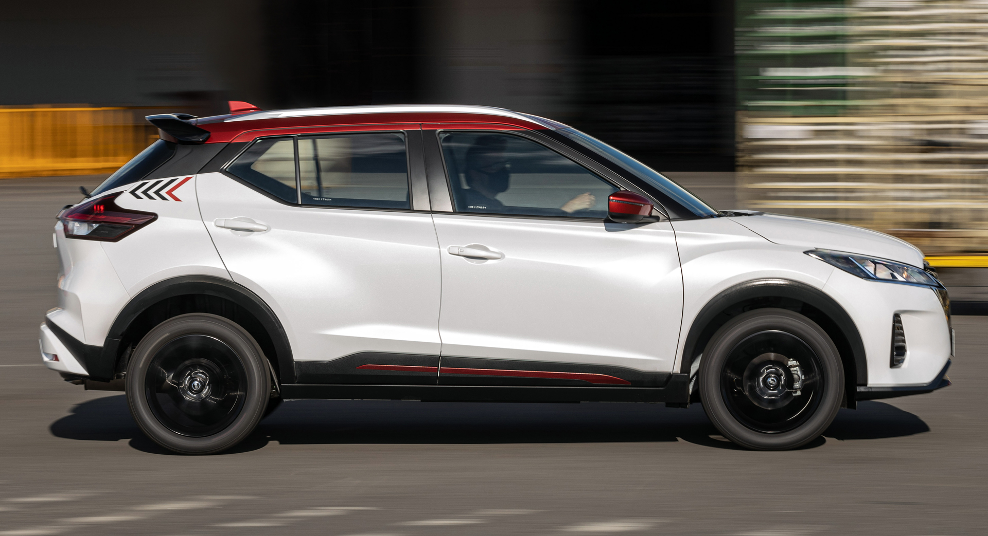 Nissan Kicks Xplay Alta 37