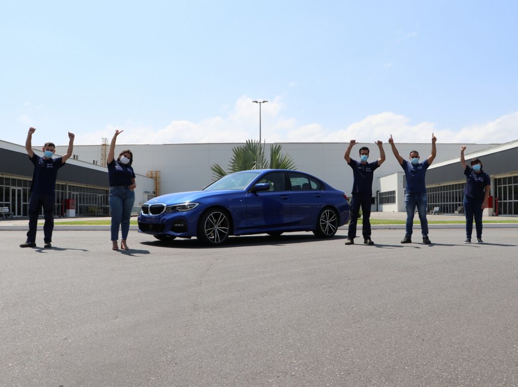 P90449931 Lowres Araquari Employees C BMW Série 3