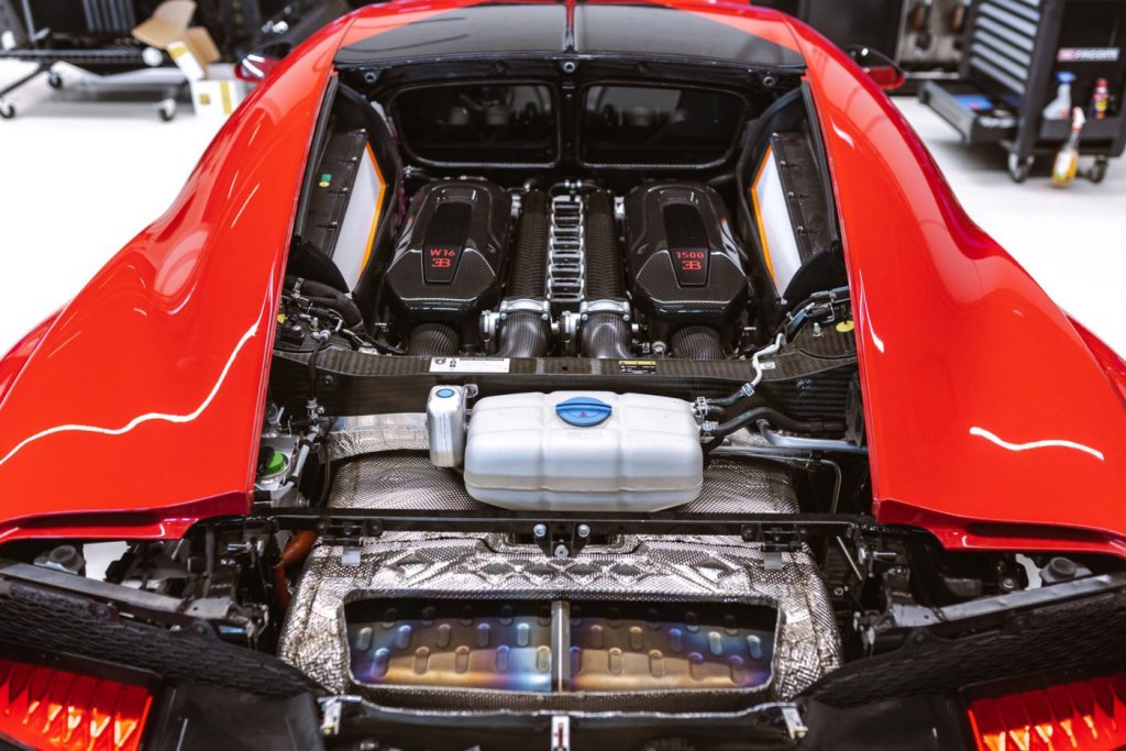 Bugatti W16 Engine
