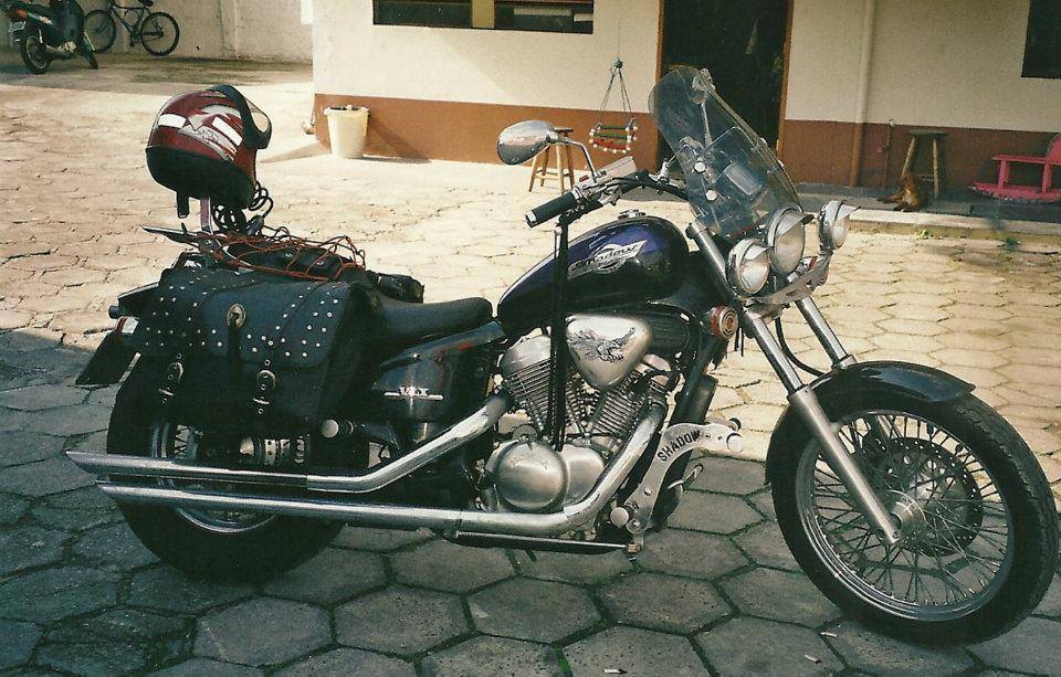 Shadow 600