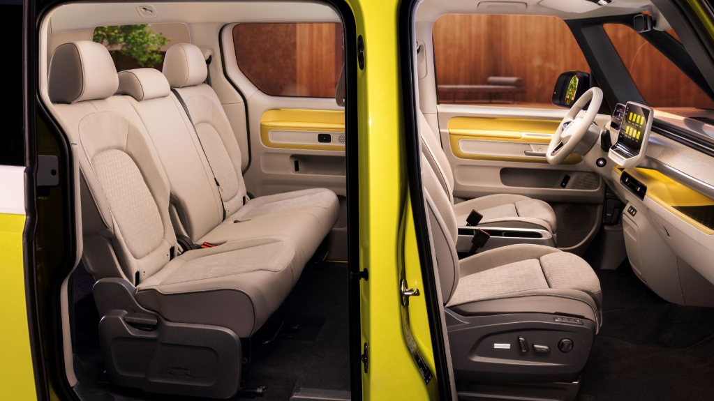 Kombi Interior