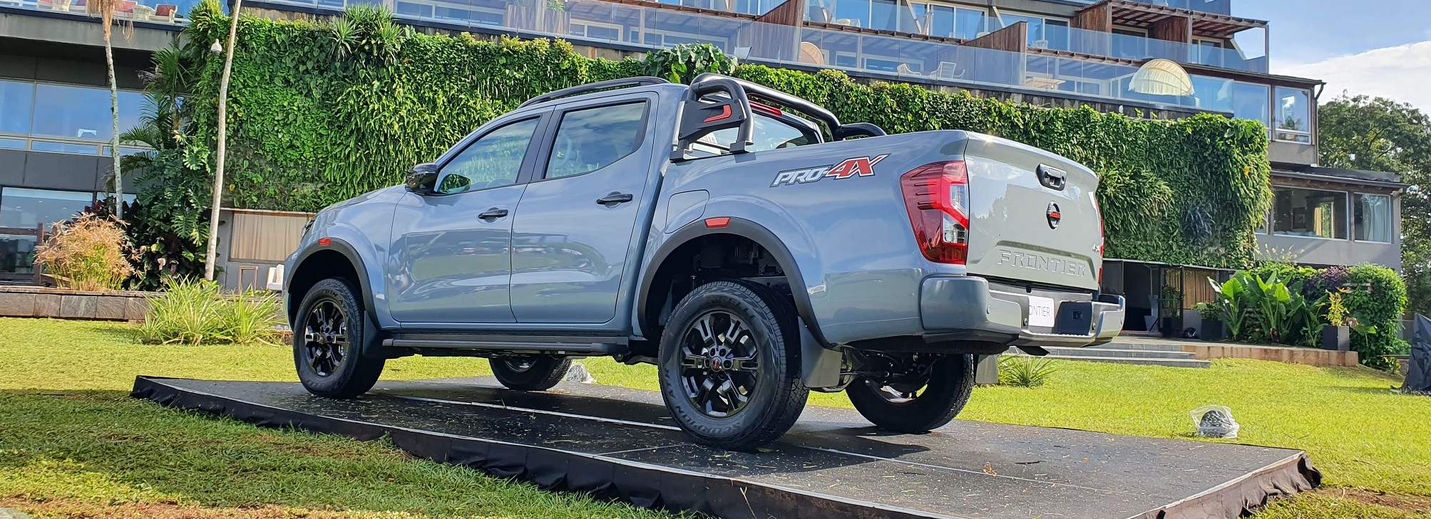 Nova Nissan Frontier Horizontal